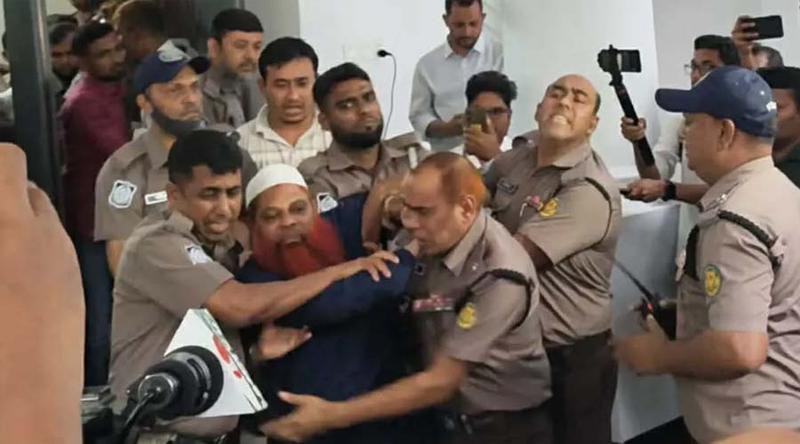 ‘আমি সরকারি চাকরি করি, আমি হুকুমের গোলাম’