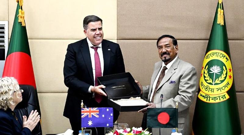 স্পিকার হাফিজ উদ্দিন আহমদের সঙ্গে অস্ট্রেলিয়ার পার্লামেন্টের স্পিকারের সৌজন্য সাক্ষাৎ