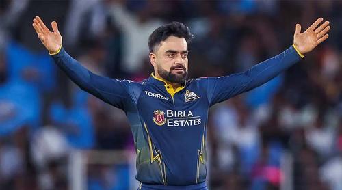 আইপিএলের মধ্যেই অবসর ঘোষণা রশিদ খানের