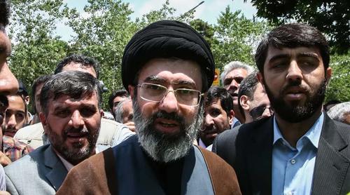 যুদ্ধ চায় না ইরান, তবে নিজেদের অধিকারও ছাড়বে না: মোজতবা খামেনি