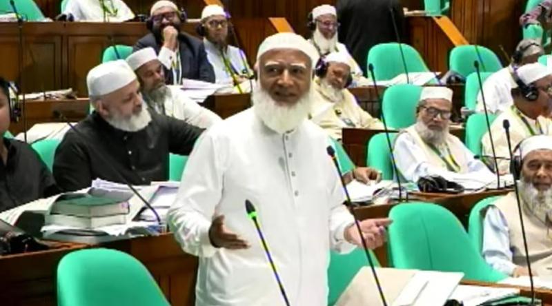 সংসদে বিরোধীদলীয় নেতার ক্ষোভ, ‘না বুঝে হ্যাঁ বা না বলা অপরাধ’