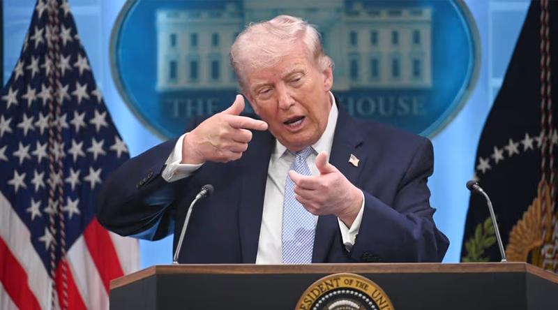 রণতরি প্রস্তুত আছে, আলোচনা ব্যর্থ হলে ফের হামলা হবে: ট্রাম্প