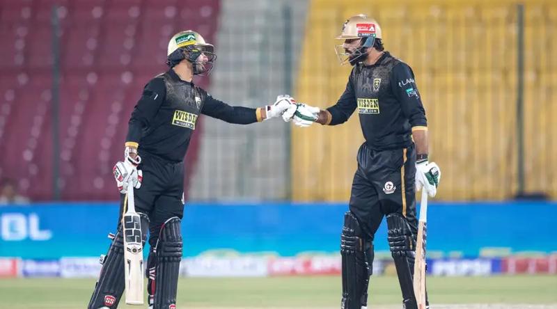 করাচি কিংসকে চার উইকেটে হারাল হায়দরাবাদ