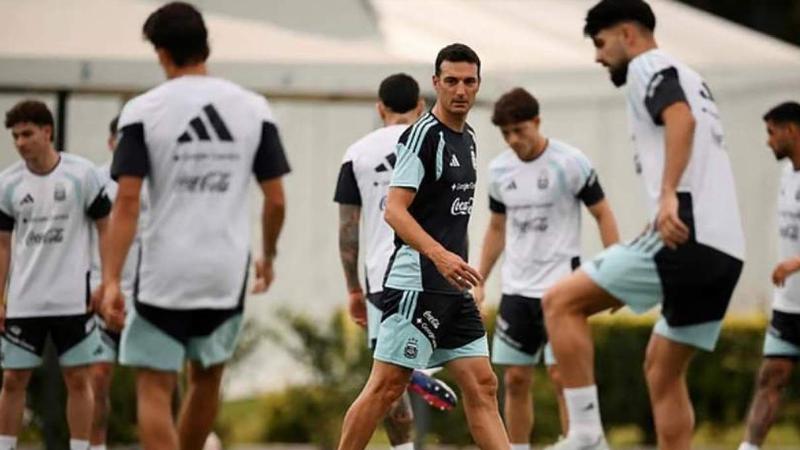 বিশ্বকাপের জন্য আর্জেন্টিনার ৫৫ সদস্যের দল, কারা আছেন স্কালোনির তালিকায়?