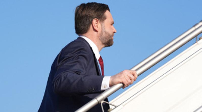 ইরানের সঙ্গে এখনো চুক্তি সম্ভব: জে ডি ভ্যান্স