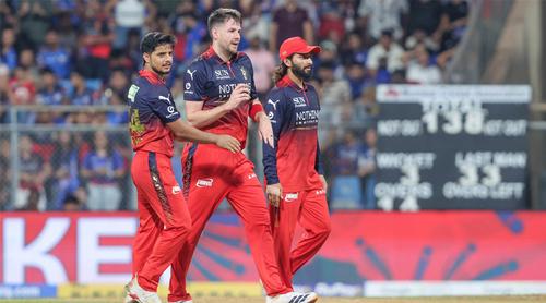 ৪৬২ রানের ম্যাচে মুম্বাইকে হারাল বেঙ্গালুরু