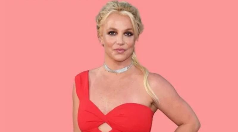 জেল থেকে বেরিয়ে স্বেচ্ছায় রিহ্যাবে গেলেন সংগীতশিল্পী ব্রিটনি স্পিয়ার্স