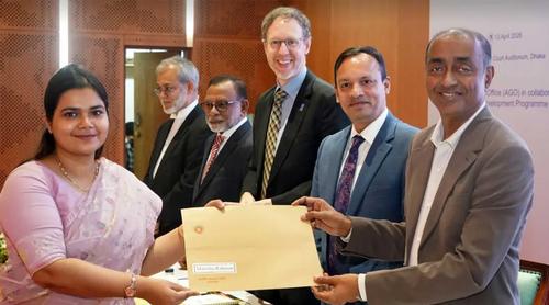 ইংরেজি মাধ্যমে মেধাবীদের জন্য বার কাউন্সিল পরীক্ষা যুগোপযোগী করার আহ্বান