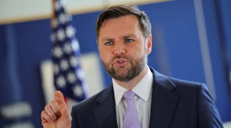 ইরানকে অর্থনীতির সন্ত্রাসী বলে অভিযুক্ত করেছেন জেডি ভান্স