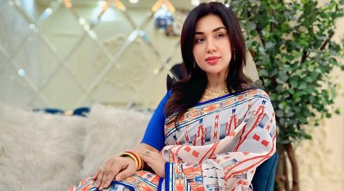 নতুন রঙের ছোঁয়ায় রাঙুক প্রতিটি দিন : অপু বিশ্বাস