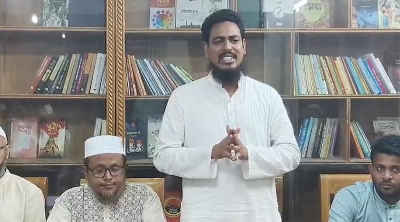 গণভোট নিয়ে সরকারের অবস্থান প্রশ্নবিদ্ধ : আখতার হোসেন