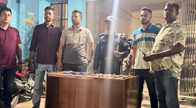 জামালপুরে ১৫ লাখ টাকার মাদক জব্দ, গ্রেপ্তার ১ নারী