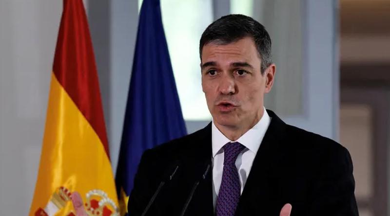 ৫ লাখ অবৈধ অভিবাসীকে বৈধতা দিচ্ছে স্পেন সরকার