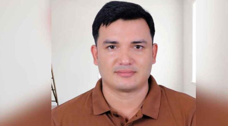 সৌদি আরব থেকে ফিরে বিমানবন্দরে আটক নিষিদ্ধ ছাত্রলীগ নেতা