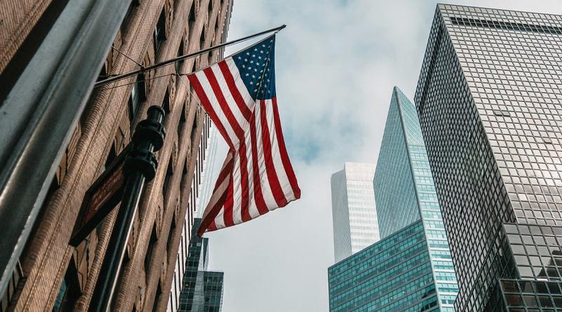 সমুদ্রপথে ইরানের সব ধরনের বাণিজ্য বন্ধ করার দাবি যুক্তরাষ্ট্রের