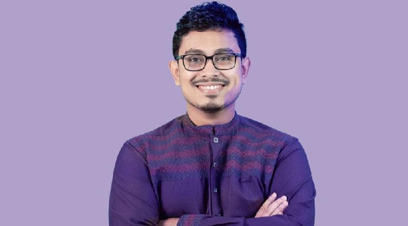 সাদিক কায়েমের নারীকে জড়িয়ে ধরার ছবিটি এআই সম্পাদিত