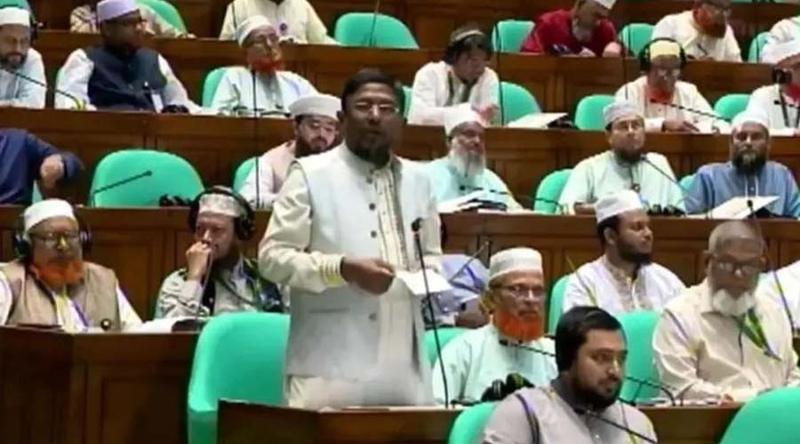 রাত ২টা পর্যন্ত লাইনে দাঁড়িয়ে থেকেও তেল পাইনি: সংসদে জামায়াত এমপি