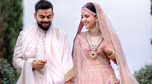 রাজপোশাকে বিলাসবহুল গাড়িতে চেপে বিরাট-আনুশকার ইতালির বিয়েতে ঢুকে পড়েন অচেনা ব্যক্তি, তারপরে কী ঘটলো?