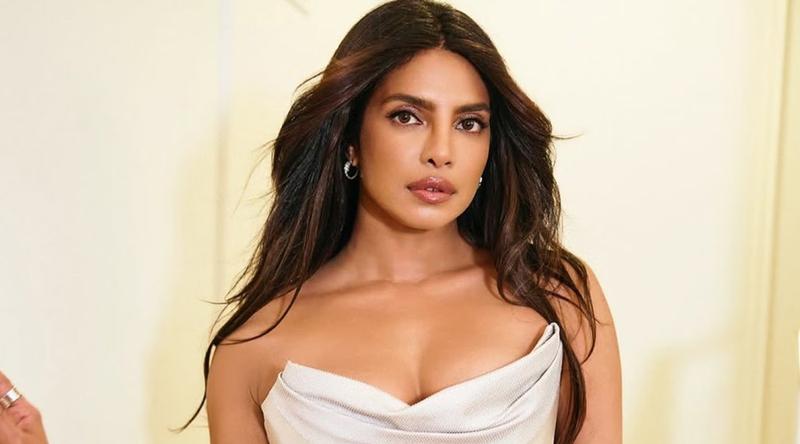 পরে আসল রাজনীতিটা বুঝতে শিখলাম : প্রিয়াঙ্কা চোপড়া