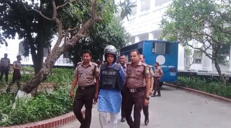 সাক্ষীকে ‘জোরজবরদস্তি’ না করার অনুরোধ পলকের