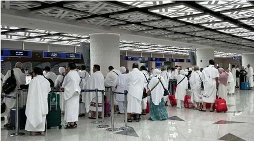 হজের প্রথম ফ্লাইট ১৮ এপ্রিল, যাবেন ৪১৯ জন হজযাত্রী