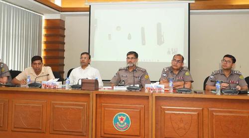 ঢাকা মহানগরের আইন-শৃঙ্খলা পরিস্থিতি স্থিতিশীল রয়েছে : ডিএমপি কমিশনার