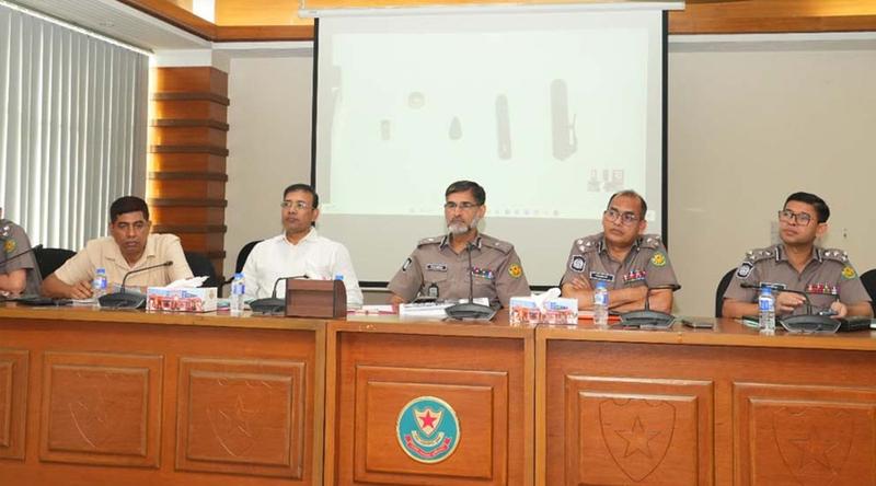 ঢাকা মহানগরের আইন-শৃঙ্খলা পরিস্থিতি স্থিতিশীল রয়েছে : ডিএমপি কমিশনার