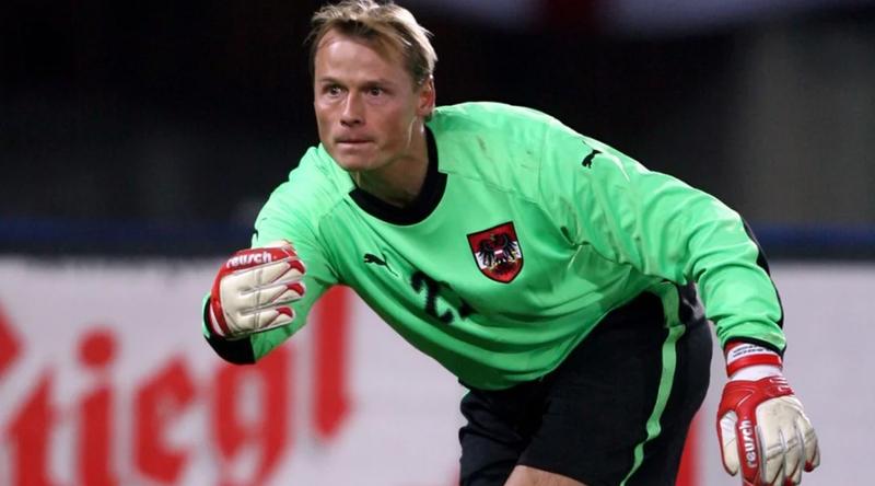 ট্রেনে কাটা পড়ে প্রাণ গেল সাবেক আর্সেনাল গোলরক্ষকের