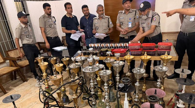 গুলশানে সিসা বারে তল্লাশি চালাচ্ছে ডিএনসি, ম্যানেজার আটক