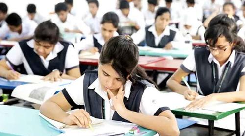 এসএসসিতে বহিষ্কার বা পরীক্ষা বাতিল হতে পারে যেসব কারণে