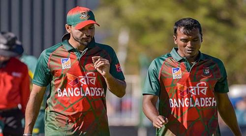 রুবেলকে নিয়ে মাশরাফির আবেগঘন পোস্ট