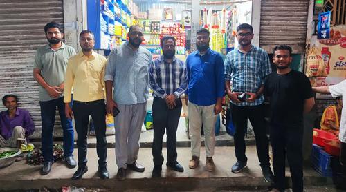 বরিশালে গোয়েন্দা সংস্থার সদস্যদের গোপন নজরদারিতে ধরা পড়ল দুই মজুতদার