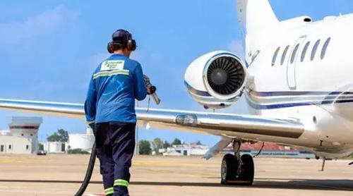 আর মাত্র ৬ সপ্তাহ চলার মতো জেট ফুয়েল আছে ইউরোপে!