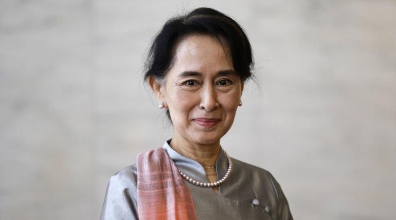 মিয়ানমারে অং সান সু চির সাজা কমাল জান্তা সরকার