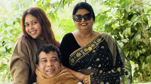 ভাবনার মস্কো যাত্রায় গর্বিত বাবা কী বললেন?