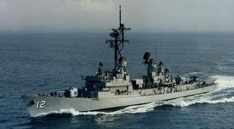 ইরানের তাড়া খেয়ে যেভাবে হরমুজ থেকে পালাল মার্কিন যুদ্ধজাহাজ