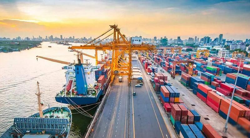 বিপুল ডিজেল নিয়ে চট্টগ্রাম বন্দরে আসছে ৪ জাহাজ