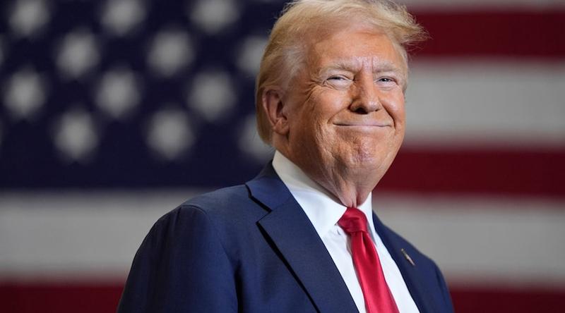 হরমুজ প্রণালি খুলে দেওয়ায় ইরানকে ধন্যবাদ জানালেন ট্রাম্প