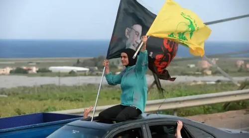 শেকড়ের টানে ফিরছে লেবাননের লাখো মানুষ