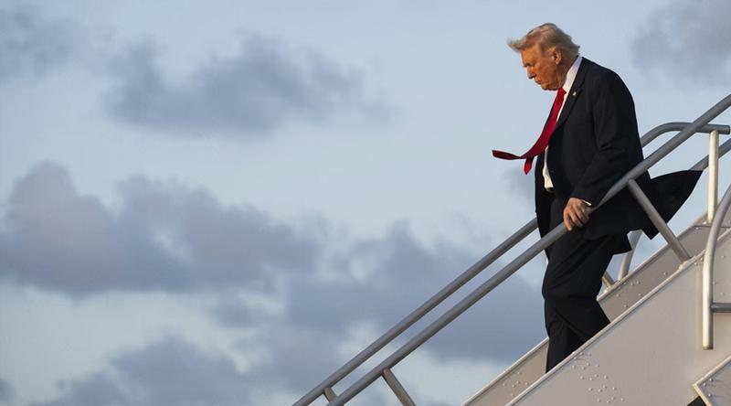 যুদ্ধে ইরানের পক্ষে কভারেজ দেওয়ায় মার্কিন গণমাধ্যমের ওপর ফের ক্ষোভ প্রকাশ ট্রাম্পের