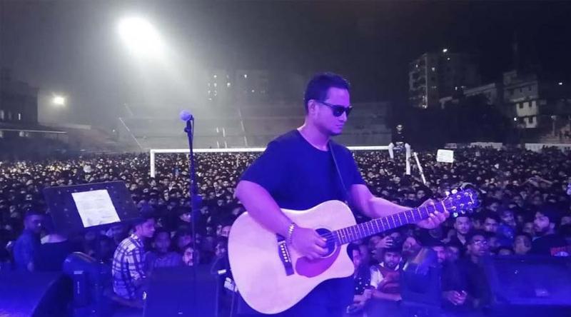 রবীন্দ্র সরোবরে গাইতে না পারার আক্ষেপ ইভানের