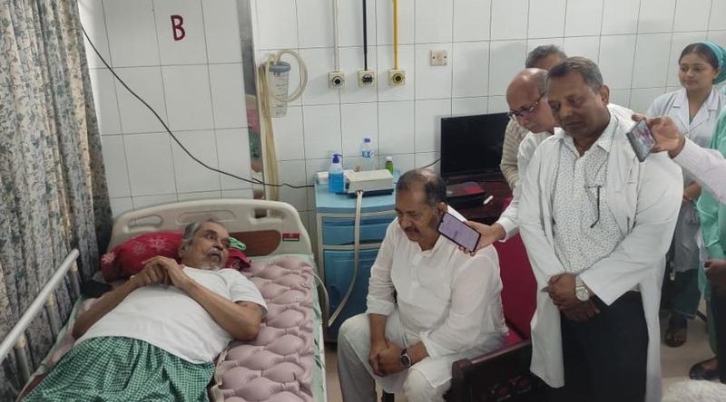 প্রবীণ সাংবাদিকদের অবসর ভাতা বাস্তবায়নে কাজ করছে সরকার: তথ্যমন্ত্রী