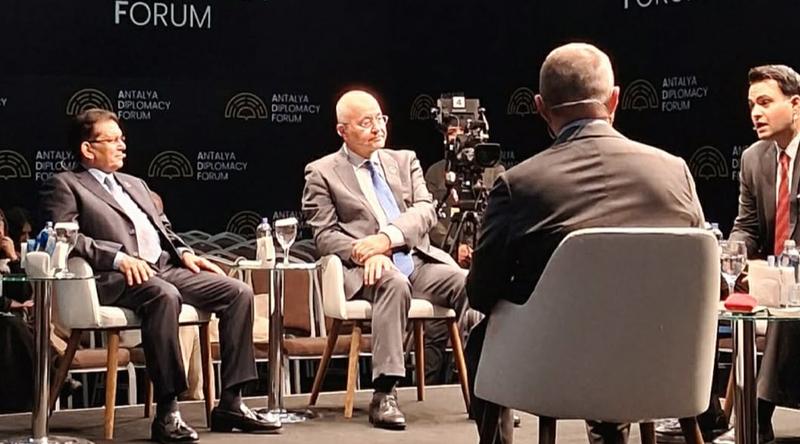 রোহিঙ্গা সংকটের টেকসই সমাধান রাখাইনেই নিহিত: পররাষ্ট্রমন্ত্রী