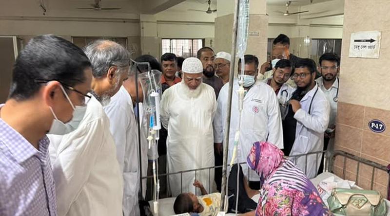 হাম আক্রান্ত শিশুদের দেখতে হাসপাতালে জামায়াত আমির
