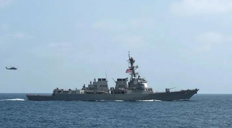 ইরানের জাহাজে অভিযান চালাতে প্রস্তুত হচ্ছে যুক্তরাষ্ট্র, হুঁশিয়ারি তেহরানের