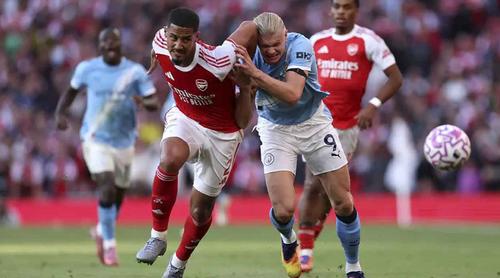 ইতিহাদে শিরোপার ভাগ্য নির্ধারণে মুখোমুখি আর্সেনাল-ম্যানসিটি