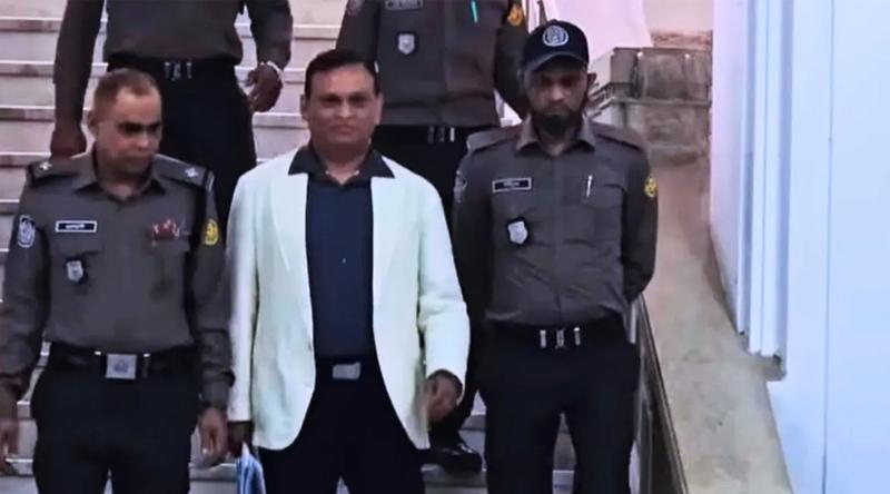 মাননীয় আদালত, আমি বরখাস্ত নই : ট্রাইব্যুনালে জিয়াউল