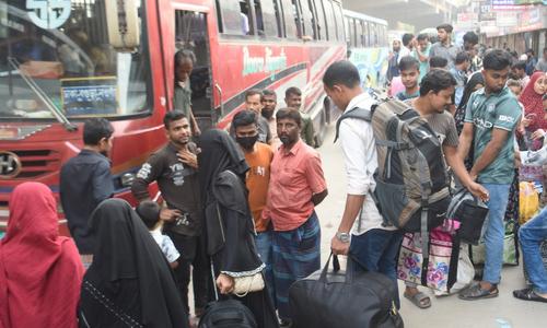 বাসে ৬৪ শতাংশ, লঞ্চে দেড়গুণ ভাড়া বাড়ানোর প্রস্তাব