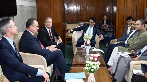 বাংলাদেশি শিক্ষার্থীদের জন্য উচ্চশিক্ষার সুযোগ বাড়াতে যুক্তরাষ্ট্রের সহযোগিতা চাইলেন শিক্ষামন্ত্রী