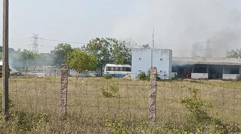 ভারতে বাজি তৈরির কারখানায় বিস্ফোরণে প্রাণ গেল ২০ জনের